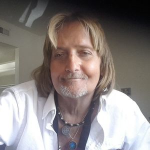 Meet your Posher, Johnny